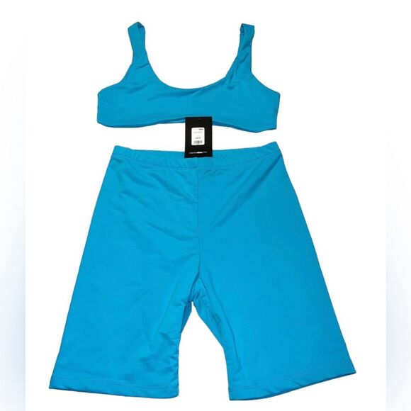 Fashion Nova Turquoise Biker Short Set Medium - Picture 5 of 5
